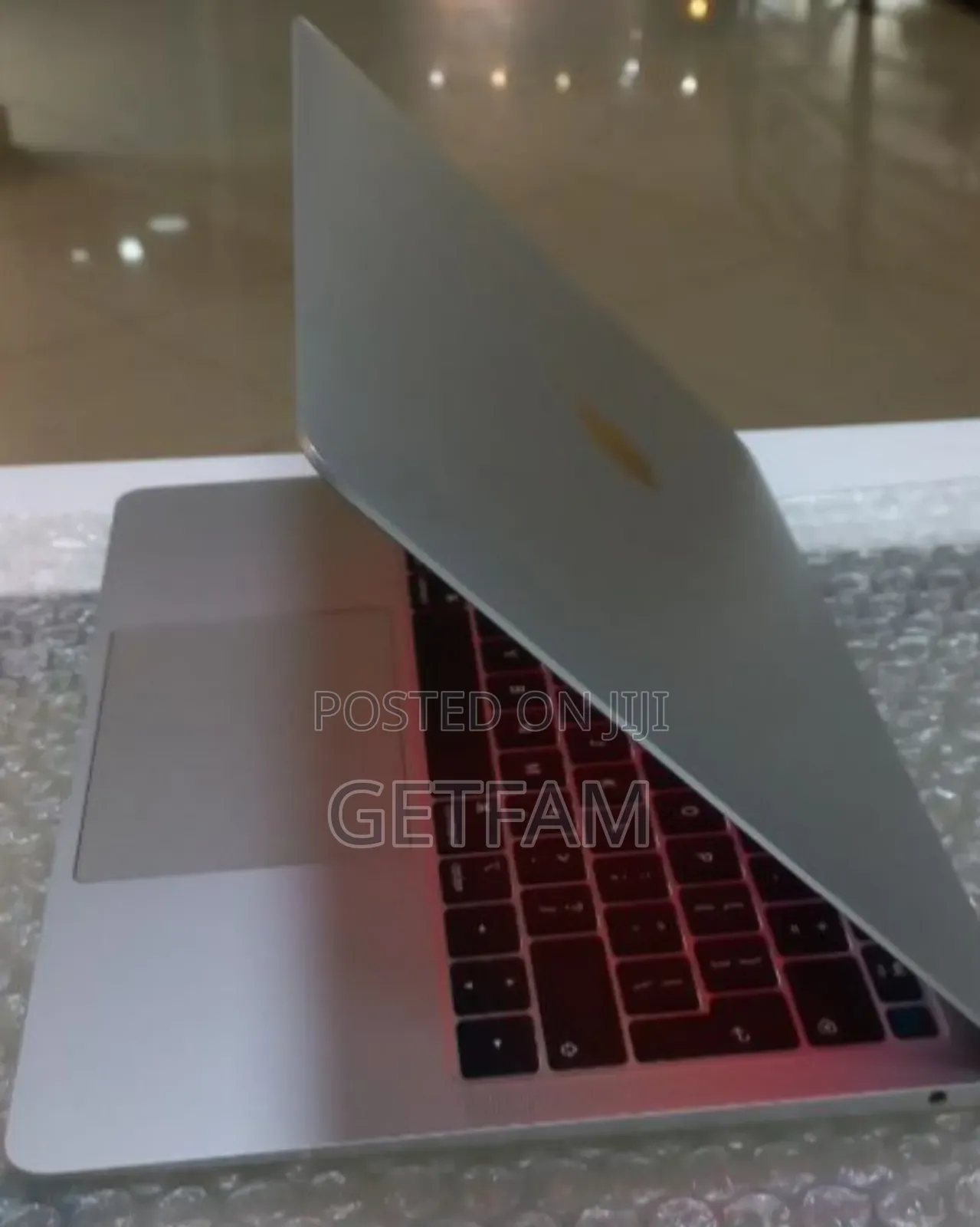 New Laptop Apple MacBook Air 2018 8GB Intel Core I5 SSD 128GB