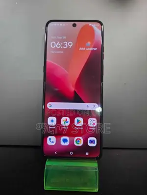 New Motorola Razr 2024 256 GB Red