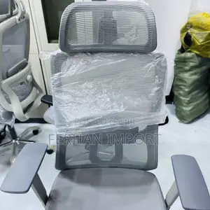 Office Managerial Mesh Chair