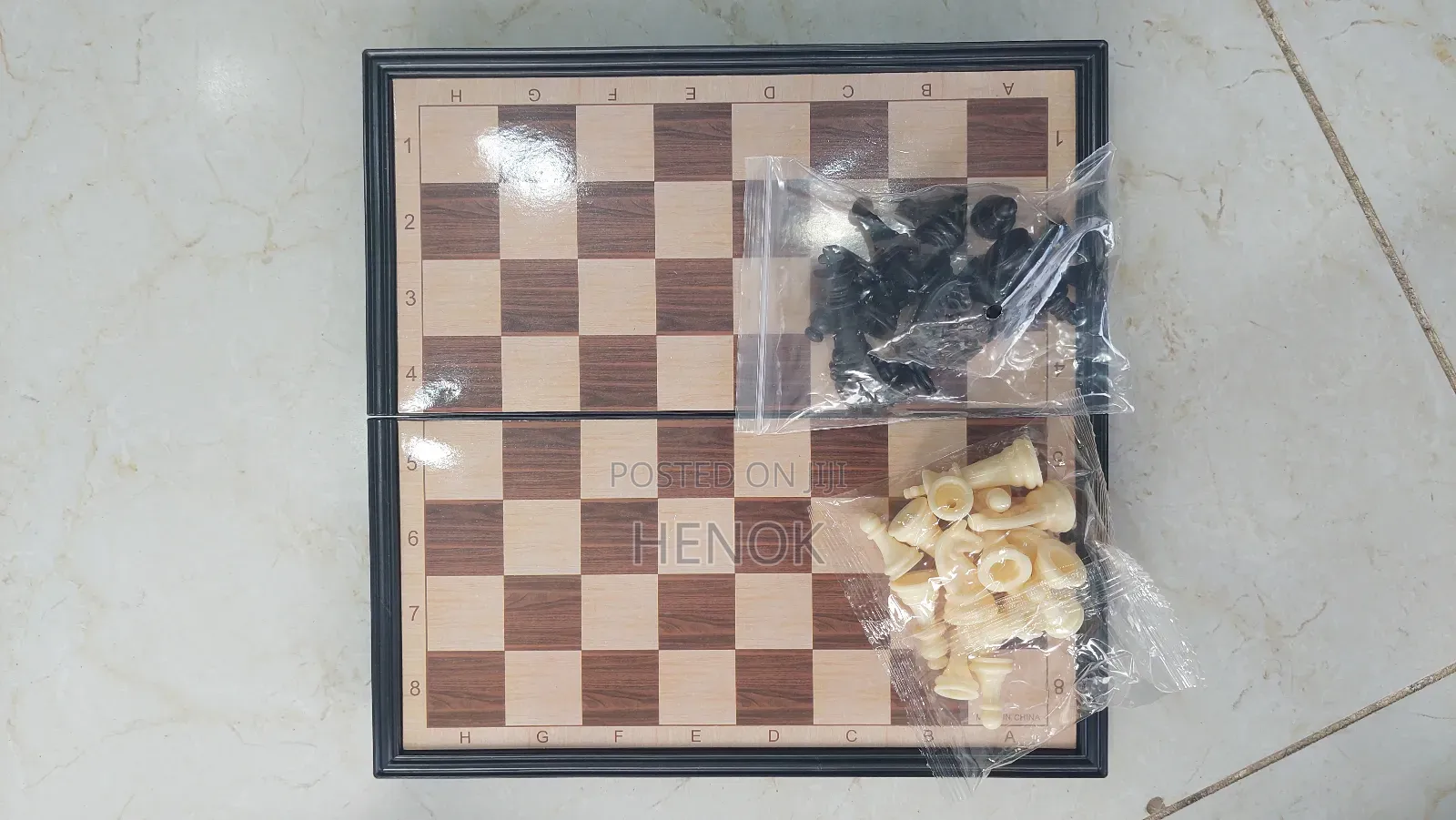 Chess Board / Foldable / Non-Magnetic Chess Board