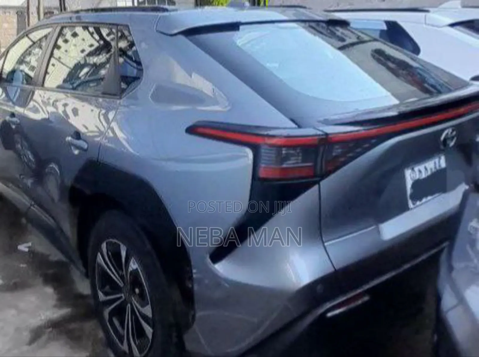 Toyota bZ4X 71.4 kWh AWD 2023 Gray