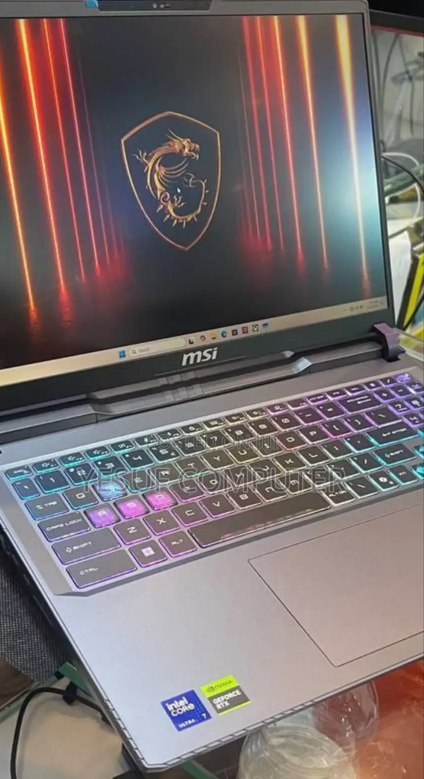 New Laptop MSI Vector 16 HX AI A2XWIG 16GB Intel Core Ultra 7 SSD 1T