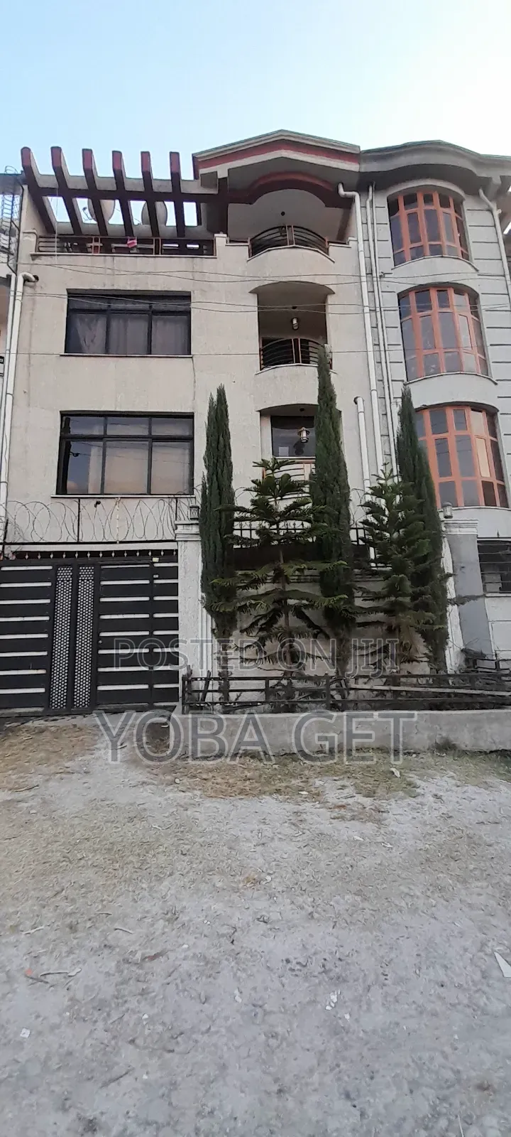 Furnished 6bdrm House in Akaky Kaliti for sale