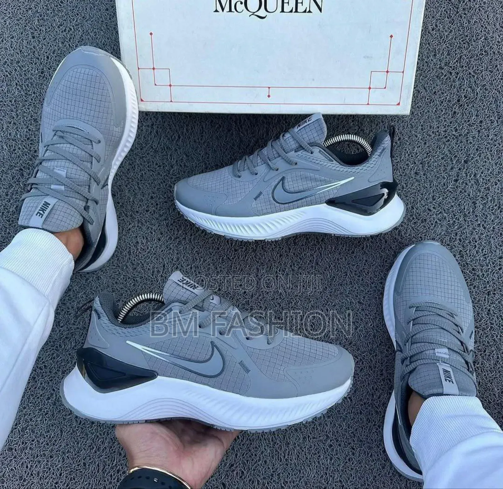 Nike Zoom Fast X Running Stylish Shoes on Sale