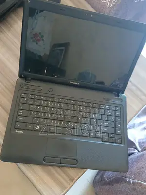 Photo - Laptop Toshiba Satellite C640 4GB Intel Pentium SSD 1T