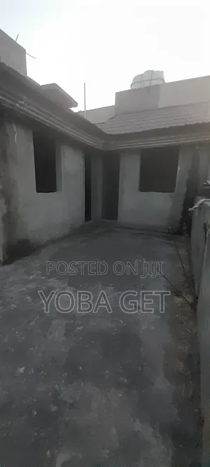 6bdrm House In Yoba, Akaky Kaliti For Sale