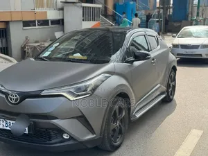 Toyota C-HR 2021 Gray