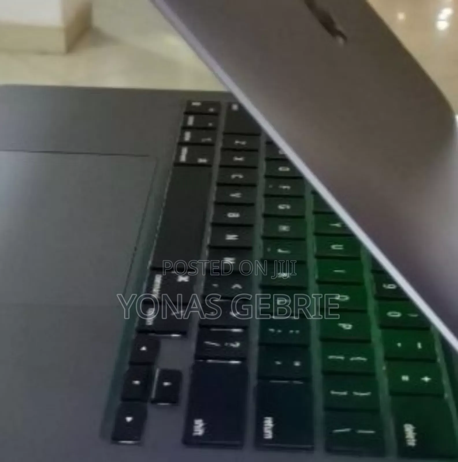 New Laptop Apple MacBook Pro M1 16GB Apple M1 SSD 256GB