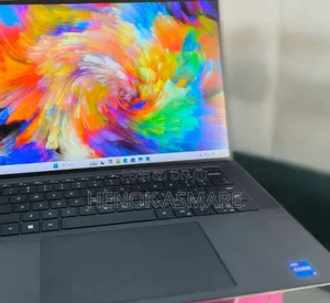 New Laptop Dell XPS 15 16GB Intel Core I7 SSD 512GB