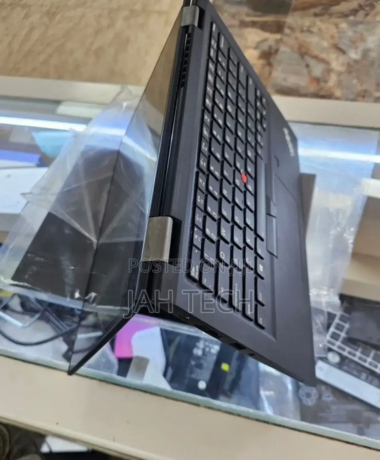 New Laptop Lenovo ThinkPad X390 Yoga 16GB Intel Core I7 SSD 512GB