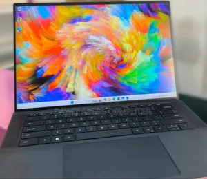 New Laptop Dell XPS 15 16GB Intel Core I7 SSD 512GB