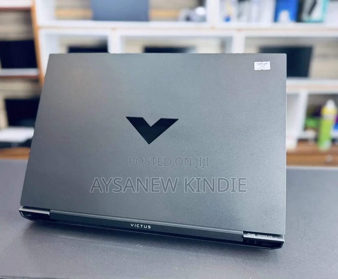 New Laptop HP Victus 16 16GB Intel Core I7 SSD 512GB