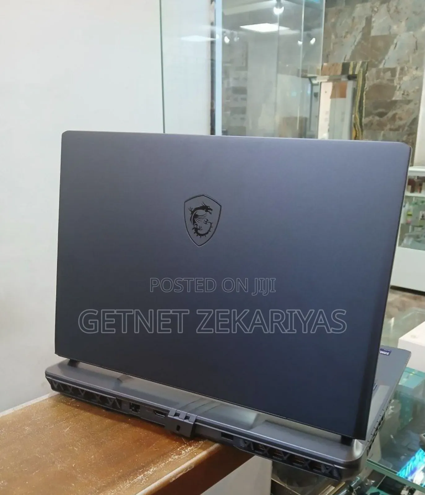 New Laptop MSI Vector 16 HX AI A2XWIG 16GB Intel Core Ultra 7 SSD 1T