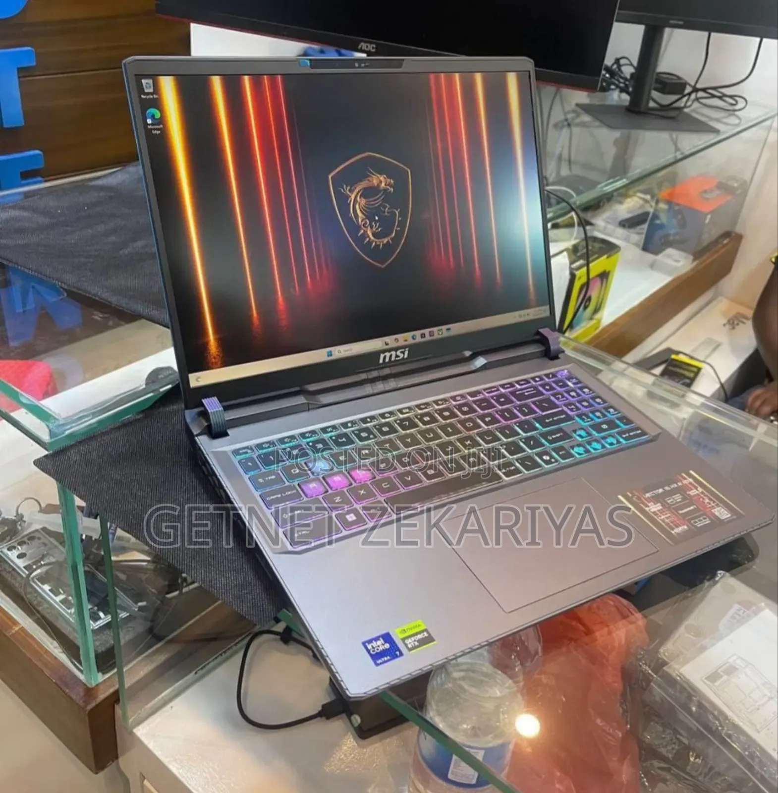 New Laptop MSI Vector 16 HX AI A2XWIG 16GB Intel Core Ultra 7 SSD 1T
