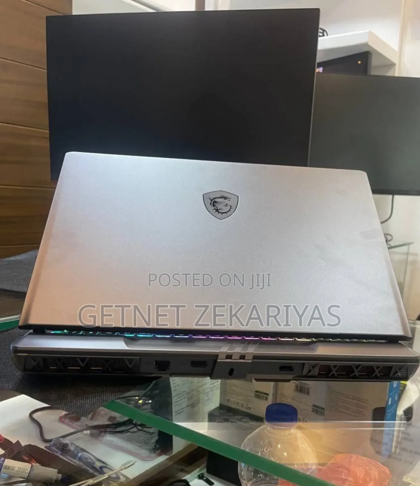 New Laptop MSI Vector 16 HX AI A2XWIG 16GB Intel Core Ultra 7 SSD 1T