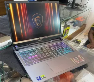New Laptop MSI 16GB Intel Core Ultra 7 SSD 1T