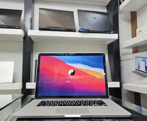 Photo - New Laptop Apple MacBook Pro 2015 16GB Intel Core I7 SSD 256GB