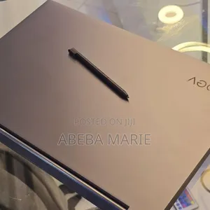 Photo - New Laptop Lenovo Yoga 7i 16GB Intel Core I7 SSD 1T