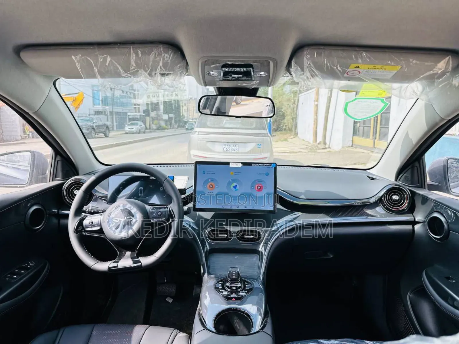 BYD E2 43 kWh 94 hp FWD 2024 Gray