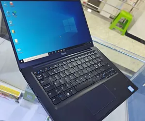 Photo - New Laptop Dell Latitude 7390 8GB Intel Core I5 SSD 256GB