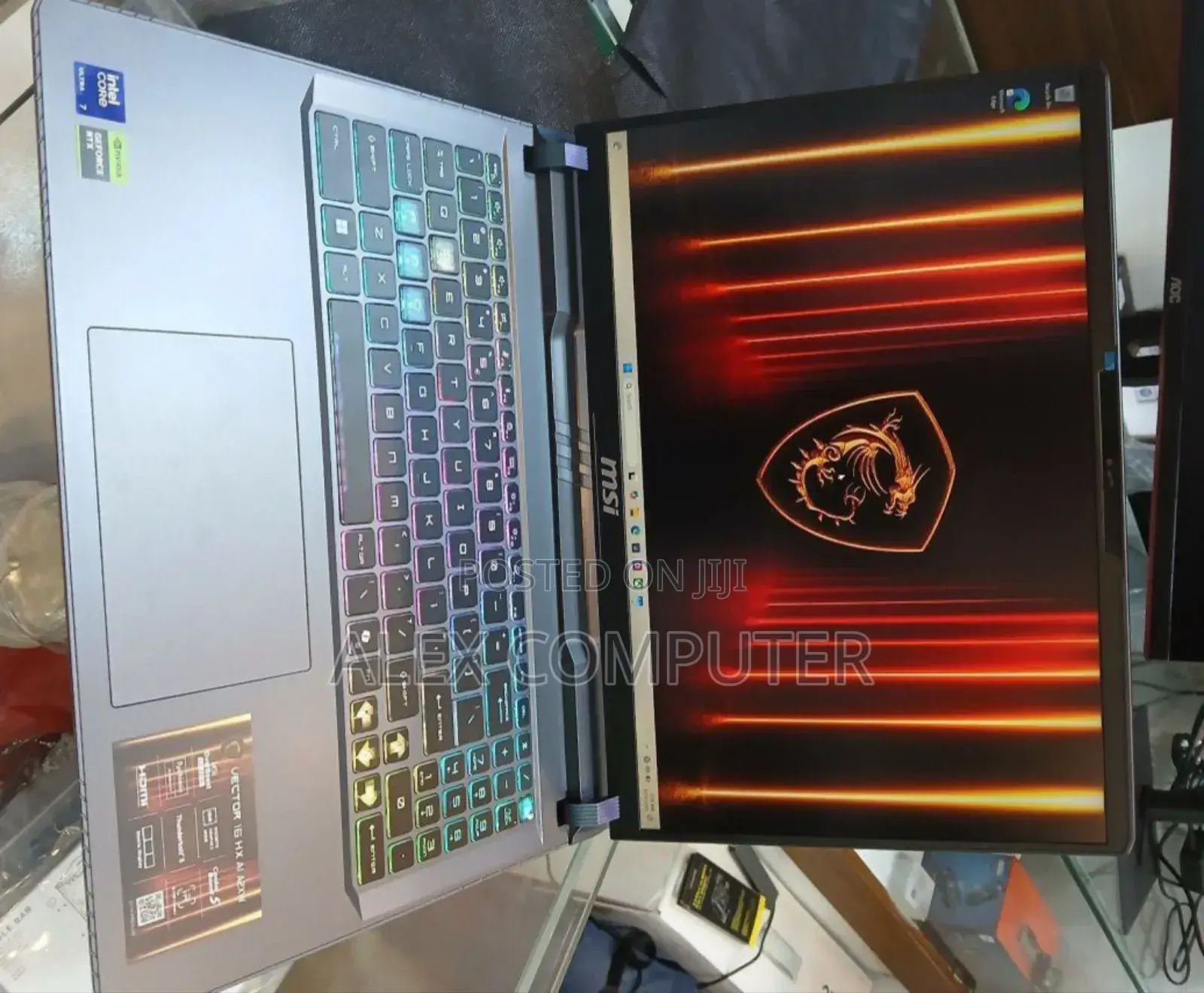 New Laptop MSI Vector 16 HX AI A2XWIG 16GB Intel Core Ultra 7 SSD 1T