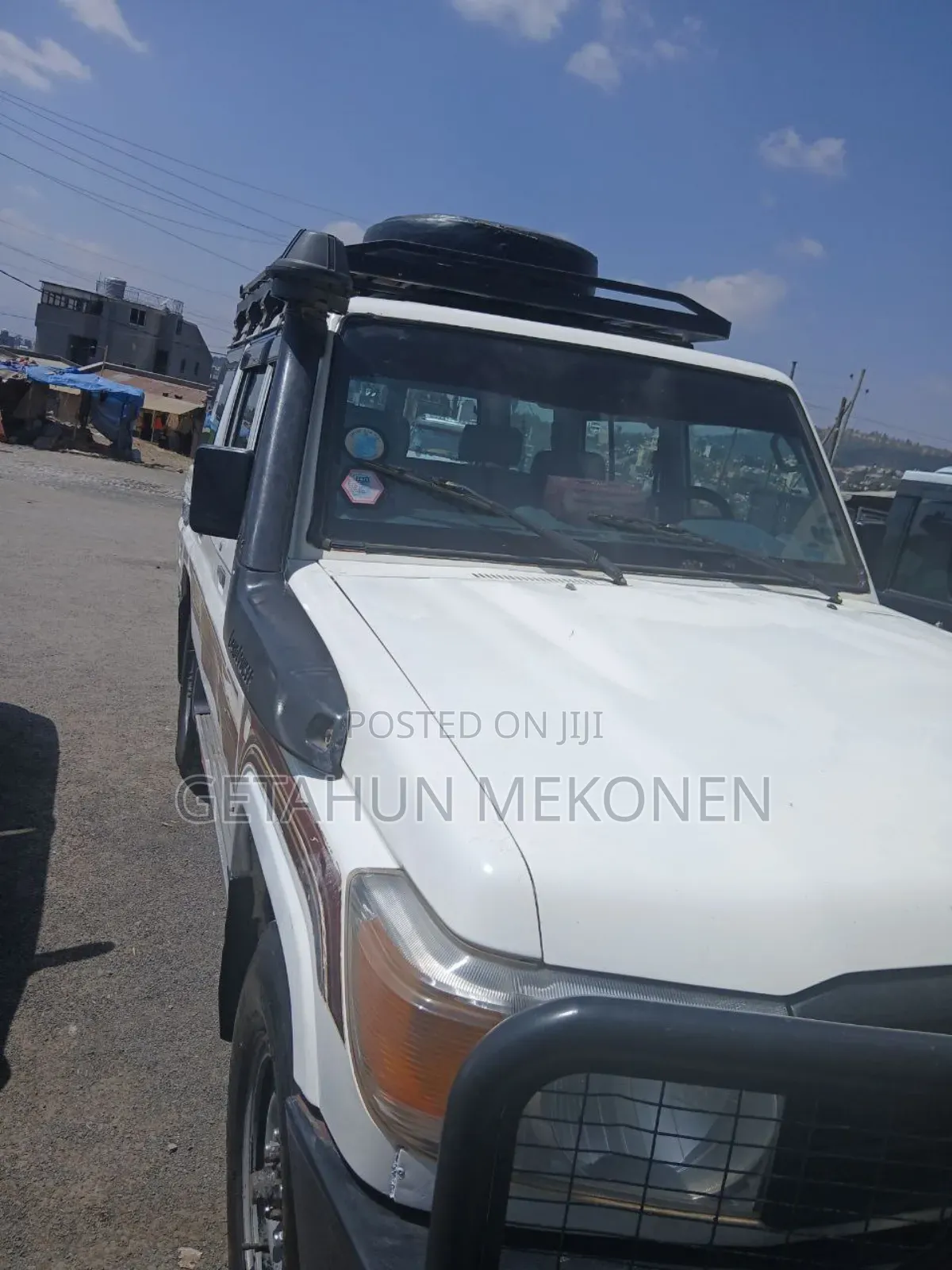 Toyota Land Cruiser 2011 White