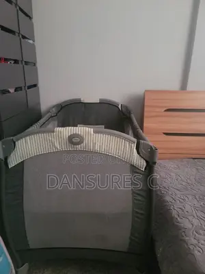 Photo - Baby Bed Graco