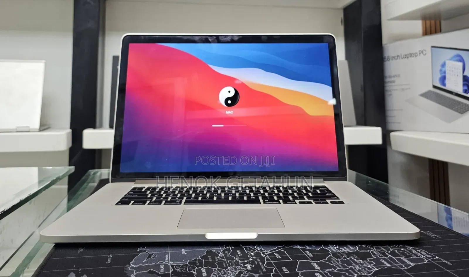 New Laptop Apple MacBook Pro 2015 16GB Intel Core I7 SSD 256GB