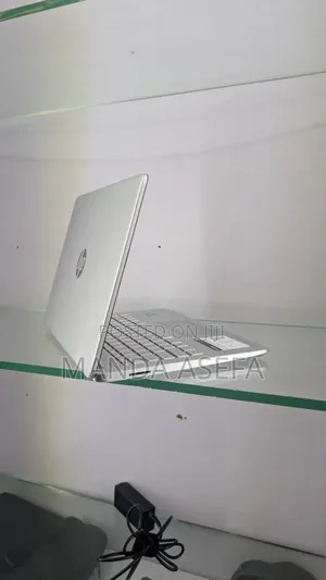 New Laptop HP Stream Notebook 8GB Intel Pentium SSD 128GB