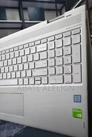 New Laptop HP Envy X360 8GB Intel Core I5 SSD 512GB