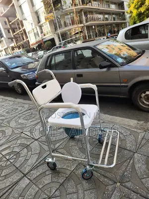 Photo - Wheelchair輕傷wheelchair老人commode Wheelchair老師wheelchair轟炸wheelchair New