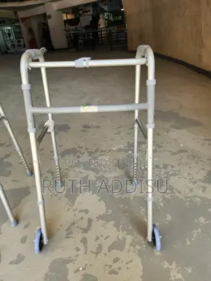 Photo - With Frontal Rolater Brand New Walker延續walker鳵了pin Folding Walker New