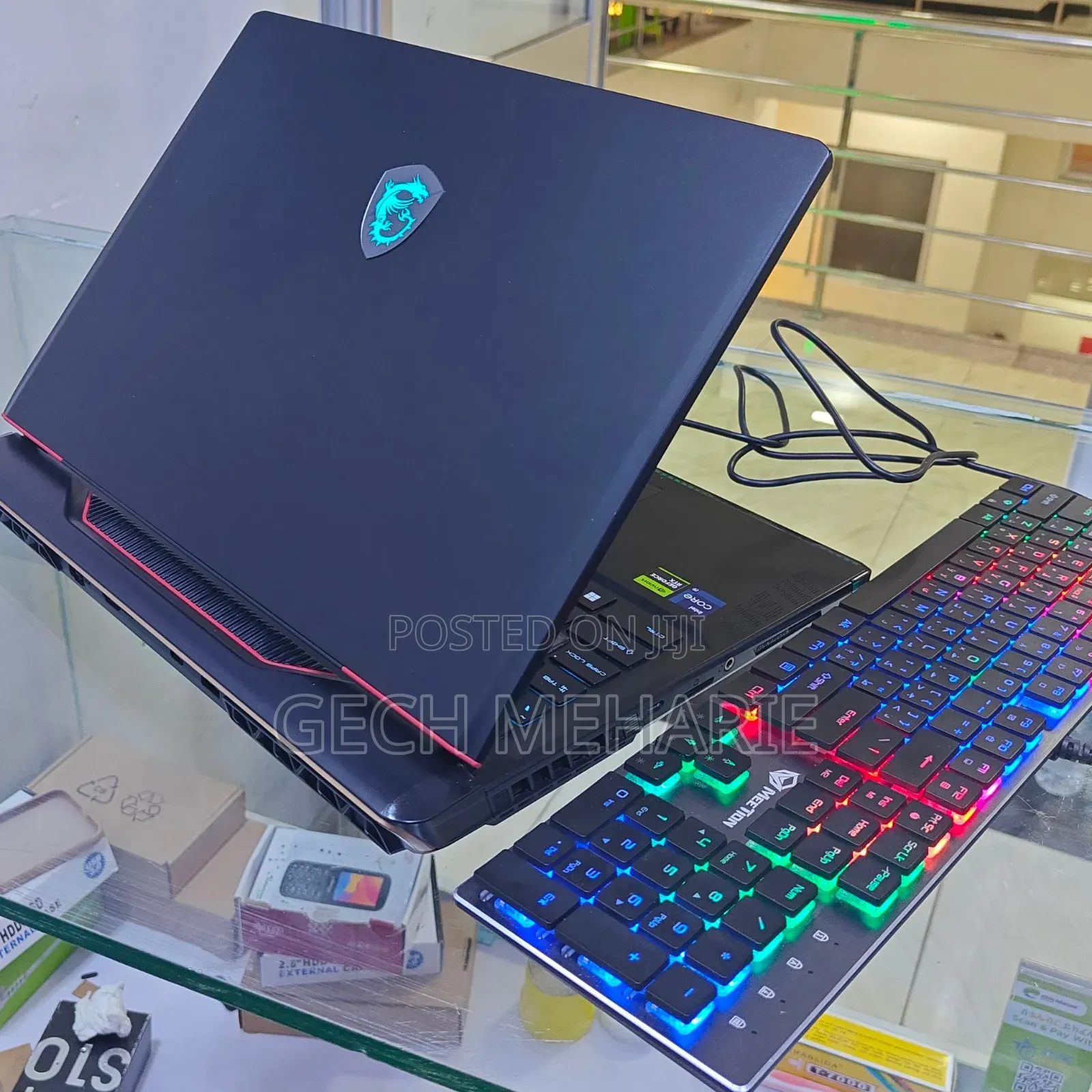 New Laptop MSI Raider GE68HX 13vi-202us 32GB Intel Core I9 SSD 1T