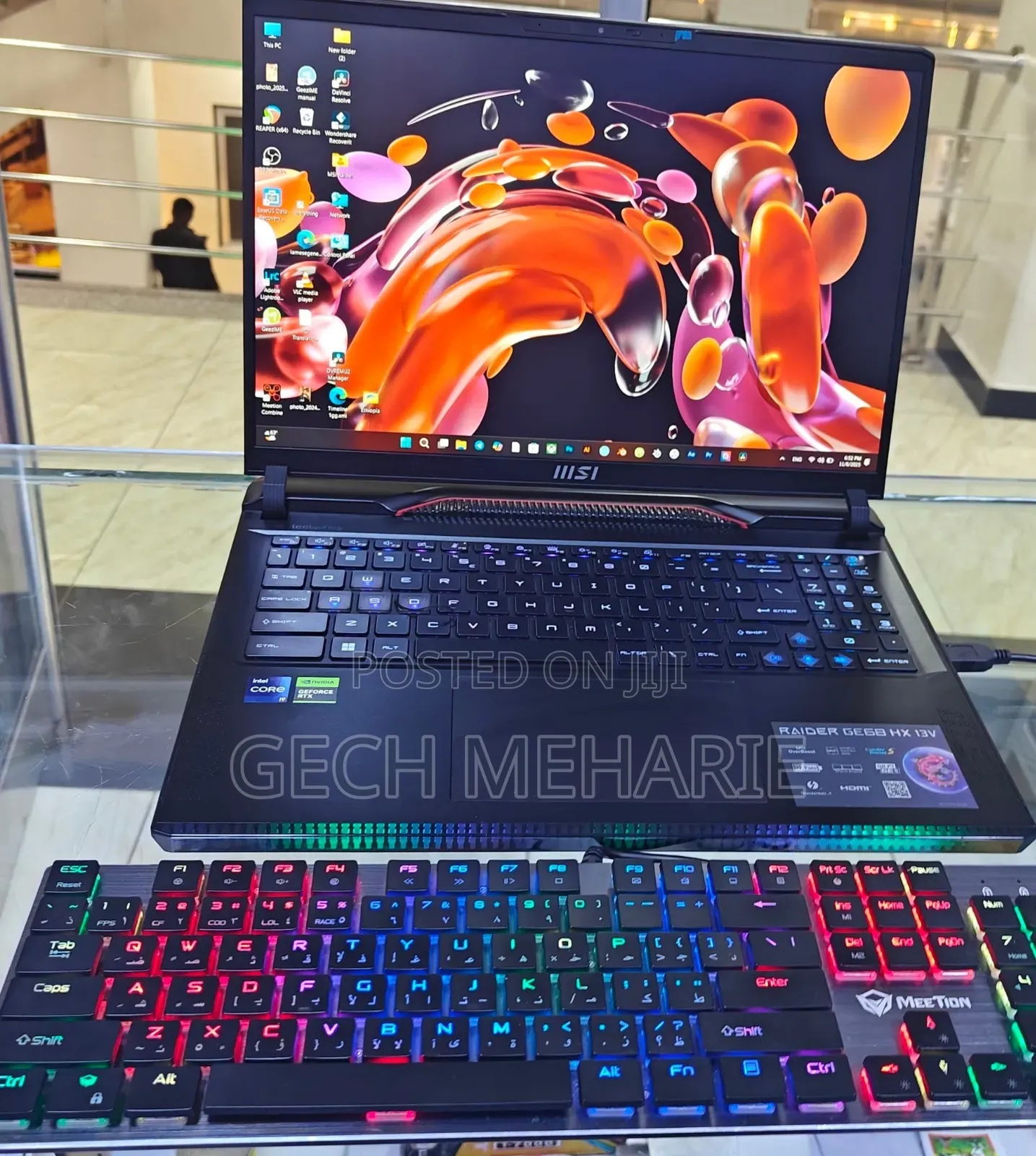 New Laptop MSI Raider GE68HX 13vi-202us 32GB Intel Core I9 SSD 1T