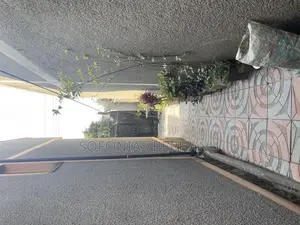 2bdrm Villa in Bole for sale