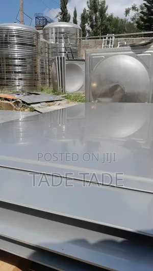 መገናኛ Stianless Steel Material Tanker