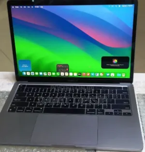 New Laptop Apple MacBook Pro M1 16GB Apple M1 Pro SSD 256GB