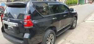 Toyota Land Cruiser Prado 2.8 2017 Black
