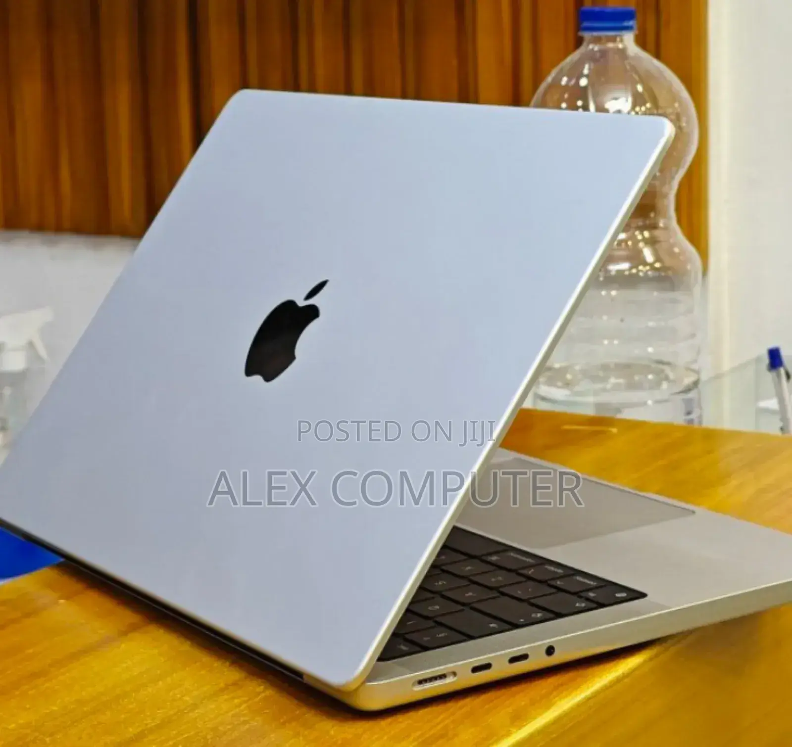 New Laptop Apple MacBook Pro M1 16GB Apple M1 SSD 1T