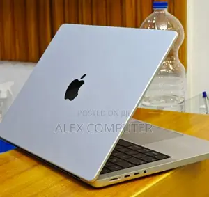 New Laptop Apple MacBook Pro M1 16GB Apple M1 SSD 1T