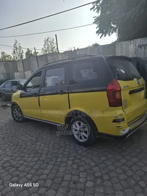 DFSK K-Series 2018 Yellow