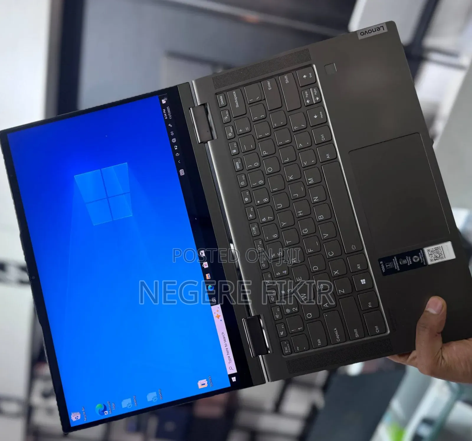 New Laptop Lenovo Yoga 7i 12GB Intel Core I5 SSD 512GB