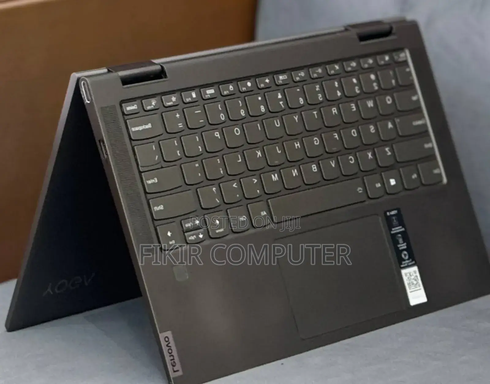 New Laptop Lenovo Yoga 7i 12GB Intel Core I5 SSD 512GB