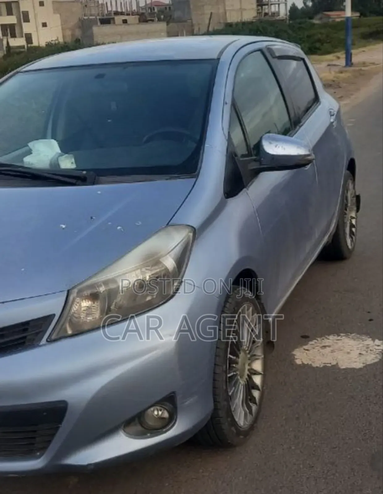 Toyota Yaris 2012 Silver