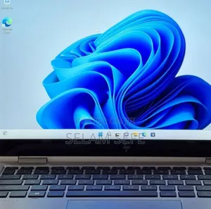 New Laptop HP EliteBook 830 G8 16GB Intel Core i7 SSD 512GB