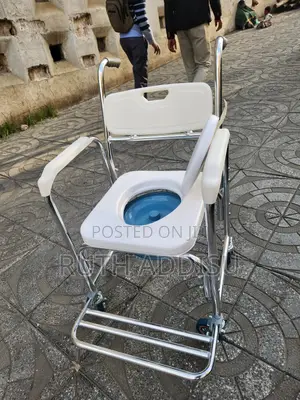 Brand New With Brakes Four Mini Wheels Wheelchair鳵我wheelchair Commode