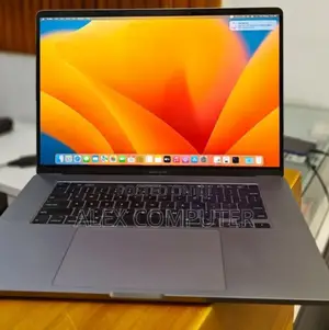 New Laptop Apple MacBook Pro 2019 32GB Intel Core I9 SSD 1T