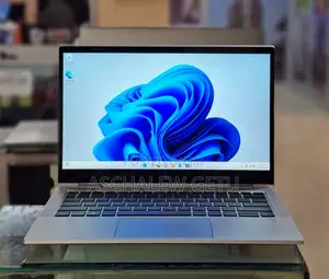 New Laptop HP EliteBook 830 G8 16GB Intel Core I5 SSD 512GB