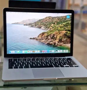 New Laptop Apple MacBook Pro 2014 8GB Intel Core I7 SSD 256GB