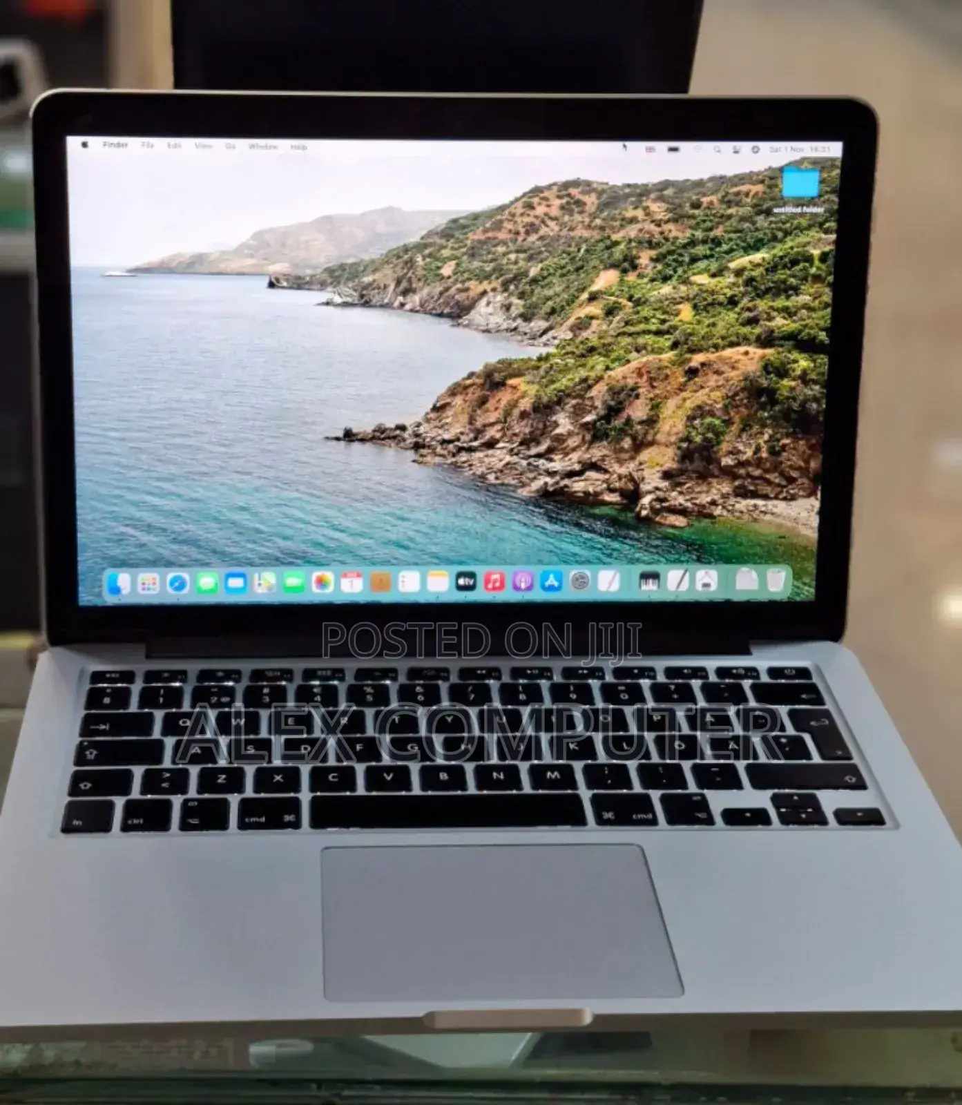 New Laptop Apple MacBook Pro 2014 8GB Intel Core I7 SSD 256GB